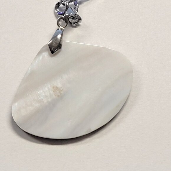 Mens Genuine Abalone Shell Pendant Necklace Triangular Abalone Pendant Short - Picture 9 of 10